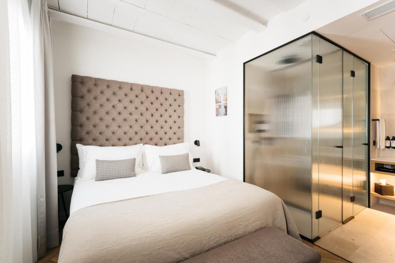 Boutique Petit Montision Hotell 4*